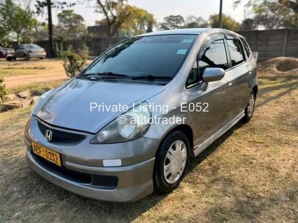 2002 - Honda Fit