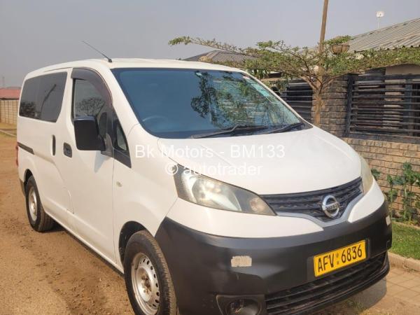 2014 - Nissan  NV200