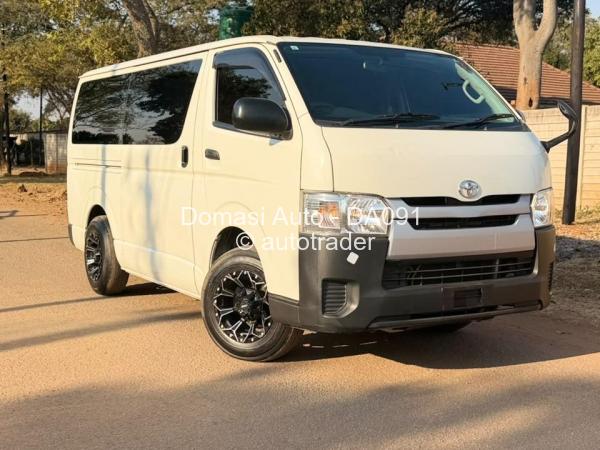 2016 - Toyota  Hiace