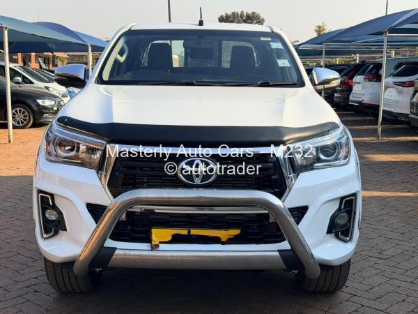 2018 - Toyota  Hilux