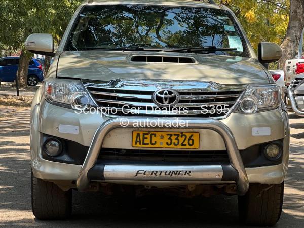 2013 - Toyota  Fortuner