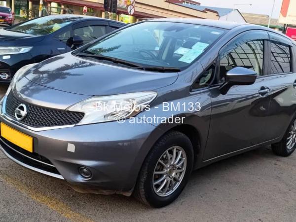 2015 - Nissan  Note