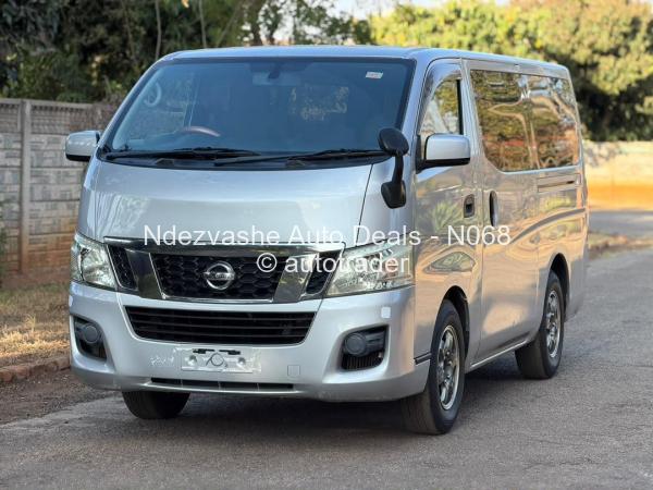2016 - Nissan  NV350