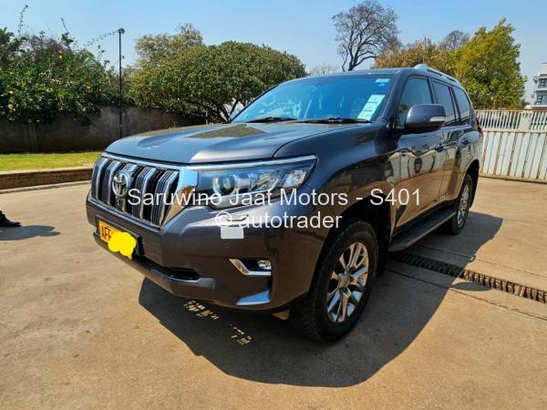 2018 - Toyota  Land Cruiser Prado
