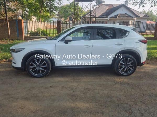 2017 - Mazda  CX5