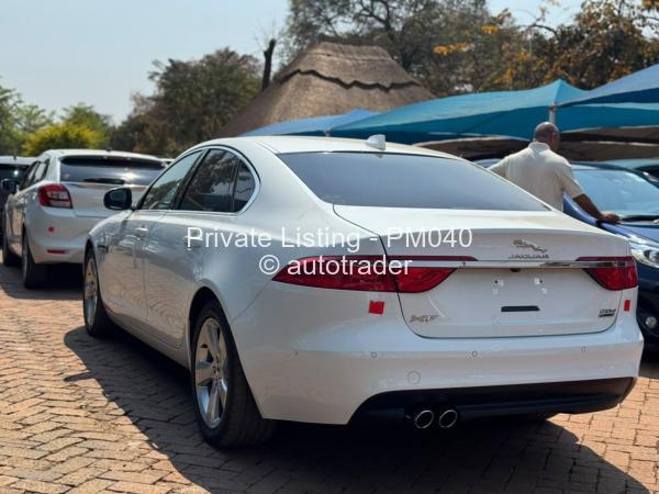 2019 - Jaguar XF