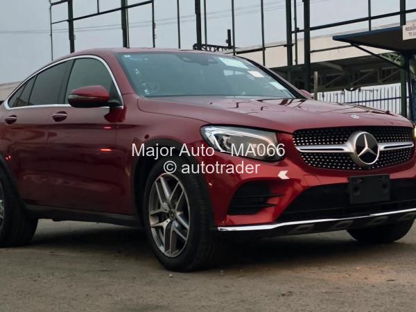 2018 - Mercedes Benz GLC