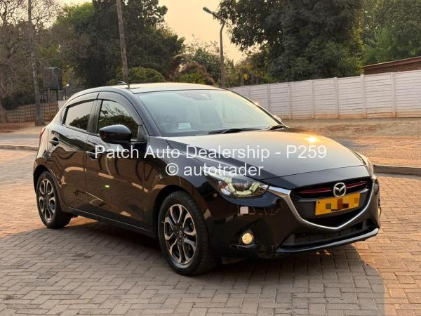 2016 - Mazda  Demio