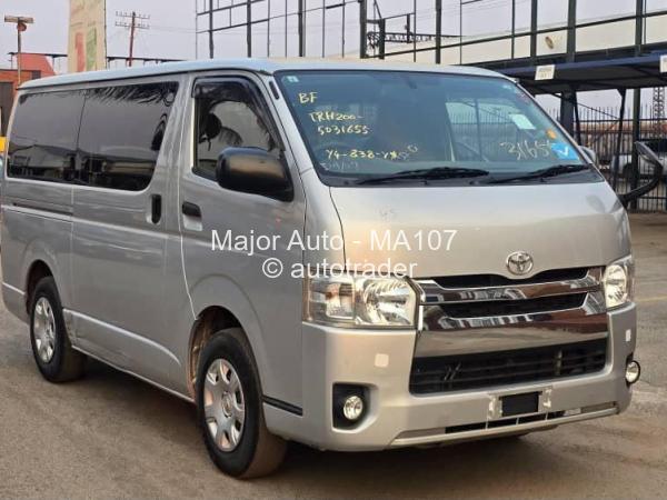2017 - Toyota  Hiace