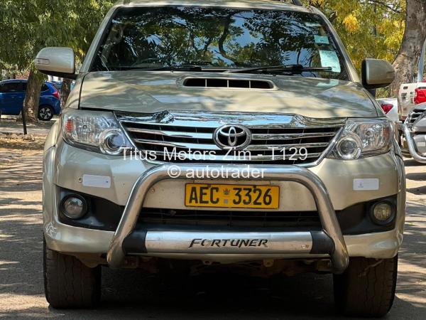 2013 - Toyota  Fortuner