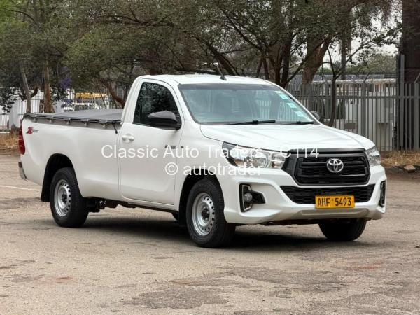 2017 - Toyota  Hilux
