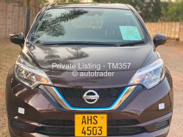 2017 - Nissan  Note