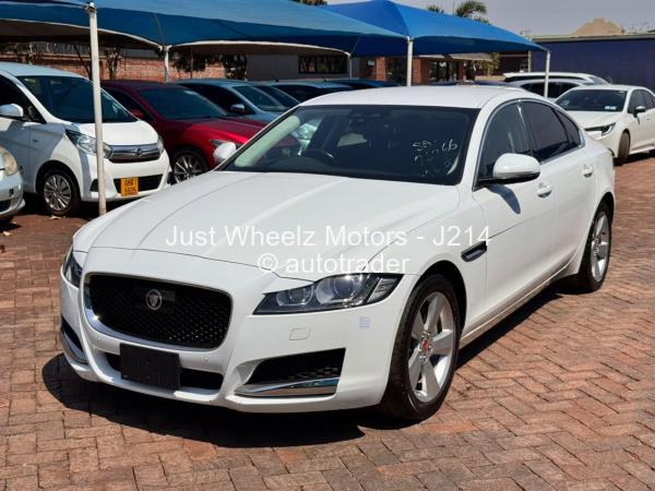 2018 - Jaguar XF