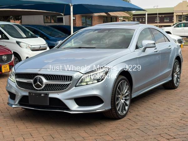 2017 - Mercedes Benz CLS