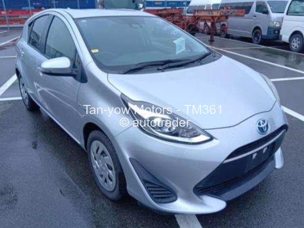 2019 - Toyota  Aqua