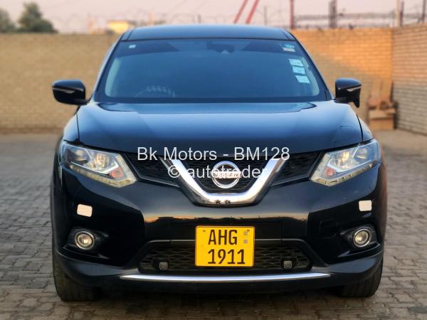 2017 - Nissan  Xtrail