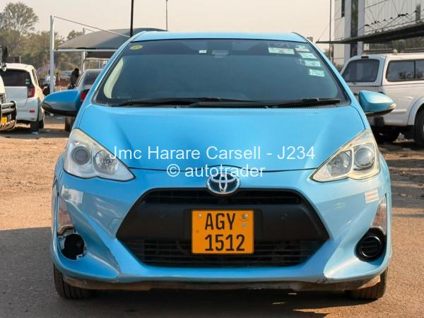 2016 - Toyota  Aqua