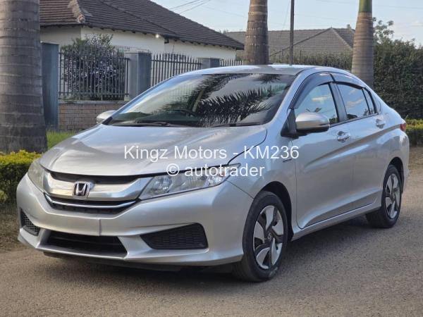 2016 - Honda Grace