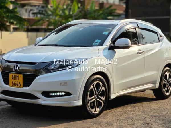 2017 - Honda Vezel