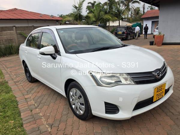 2014 - Toyota  Axio