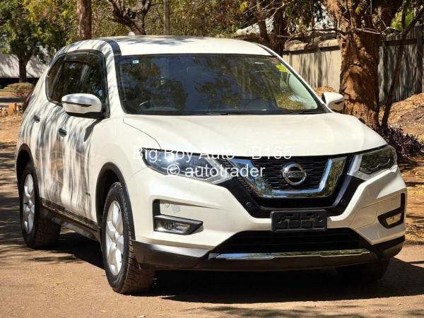 2018 - Nissan  Xtrail