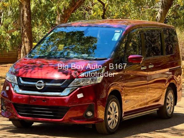 2017 - Nissan  Serena