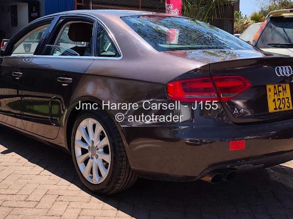2010 - Audi  A4