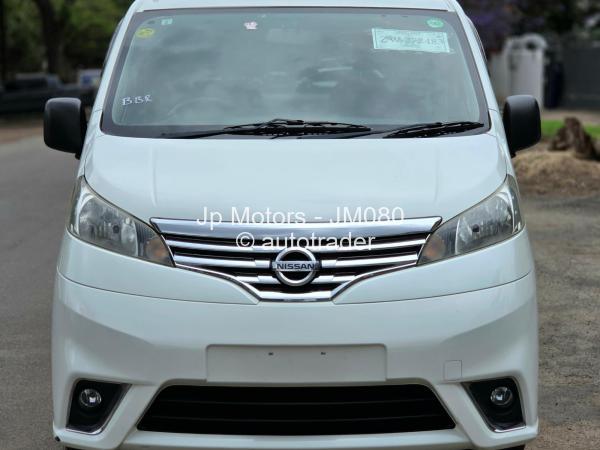 2016 - Nissan  NV200