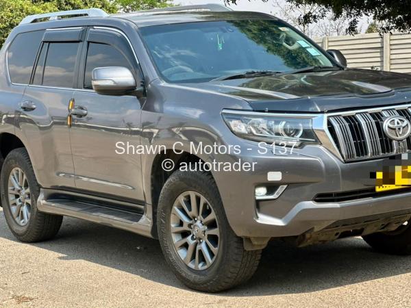 2020 - Toyota  Land Cruiser Prado