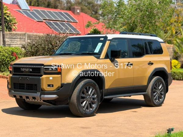 2025 - Toyota  Land Cruiser Prado