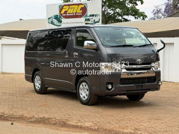 2017 - Toyota  Hiace