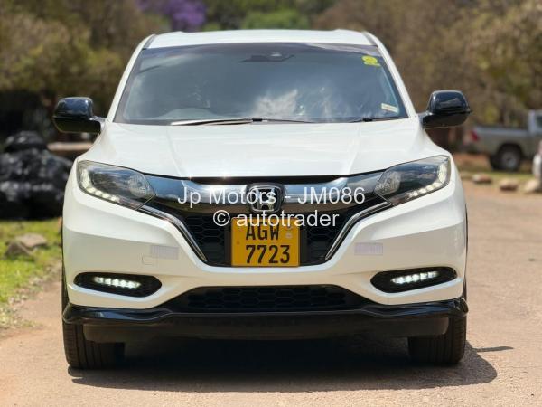 2016 - Honda Vezel
