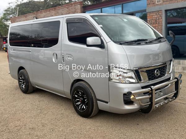 2016 - Nissan  NV350