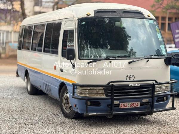 2022 - Toyota  Coaster
