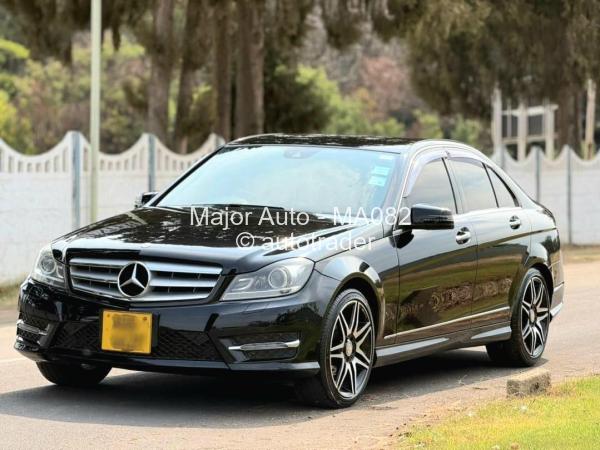 2015 - Mercedes Benz C-Class
