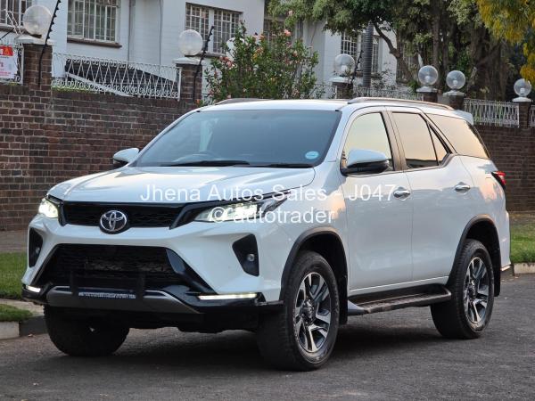 2024 - Toyota  Fortuner
