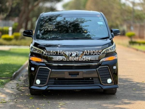 2017 - Toyota  Vellfire