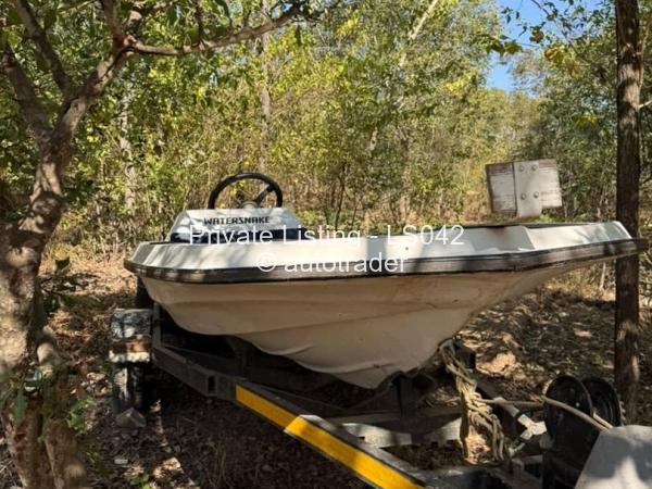 Piranha Speed Boat
