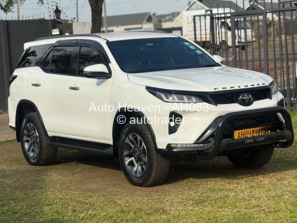 2023 - Toyota  Fortuner