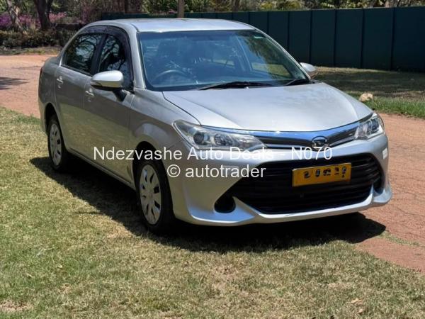 2016 - Toyota  Axio