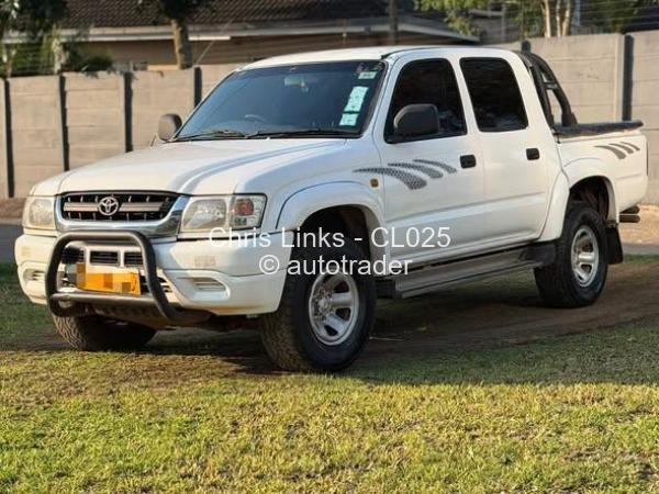 2000 - Toyota  Hilux