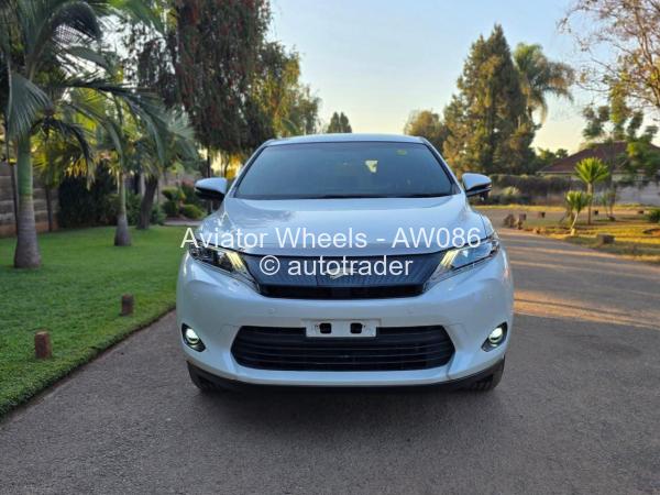 2016 - Toyota  Harrier