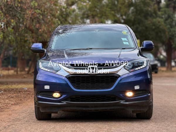 2015 - Honda Vezel