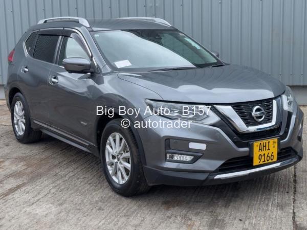 2019 - Nissan  Xtrail