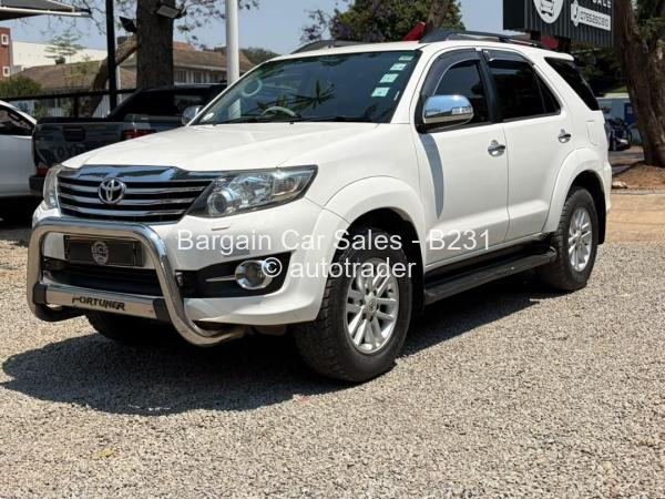 2015 - Toyota  Fortuner