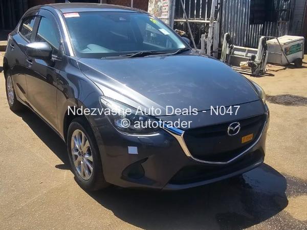 2018 - Mazda  Demio