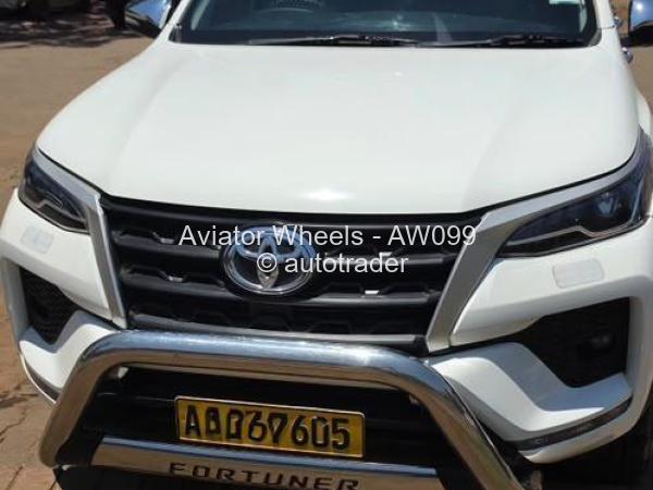 2022 - Toyota  Fortuner