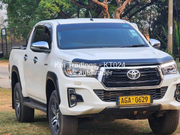 2014 - Toyota  Hilux