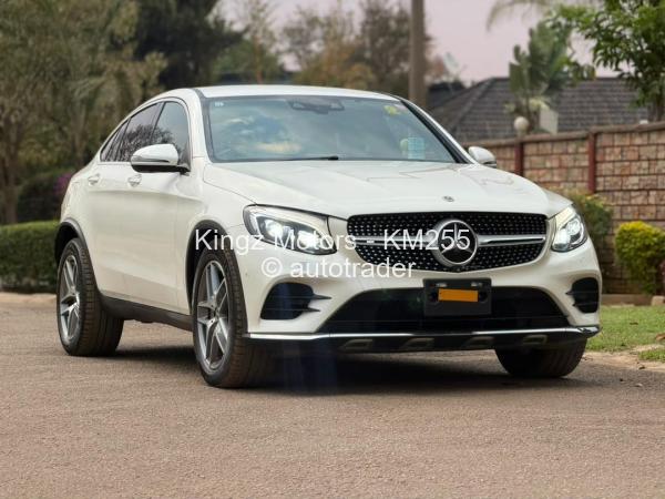 2018 - Mercedes Benz GLC