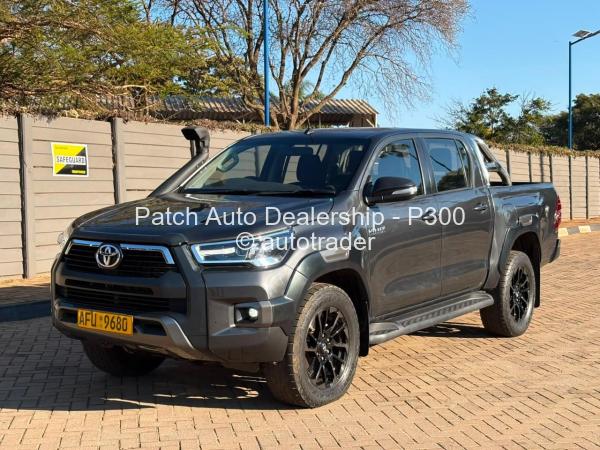 2022 - Toyota  Hilux